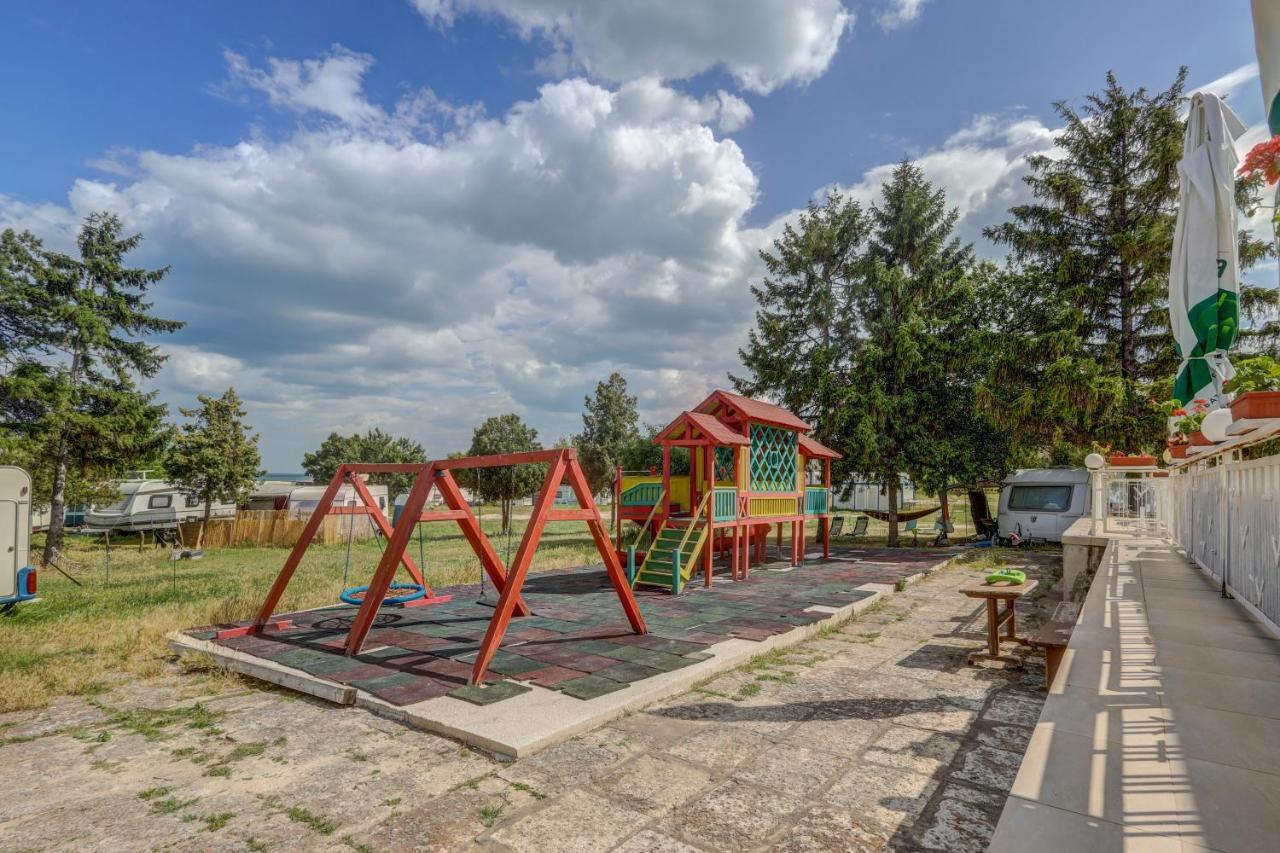Camping Saint George Topola Exteriör bild