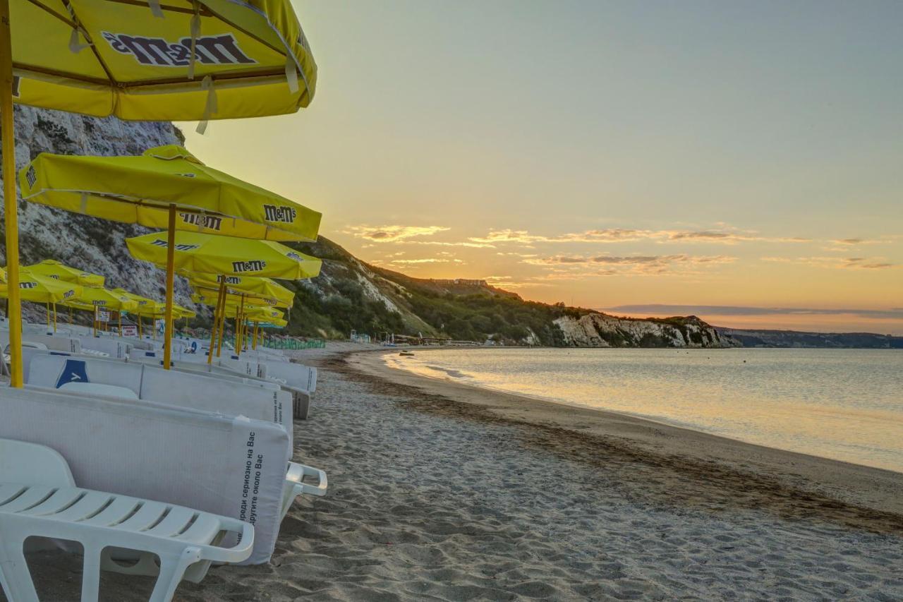 Camping Saint George Topola Exteriör bild