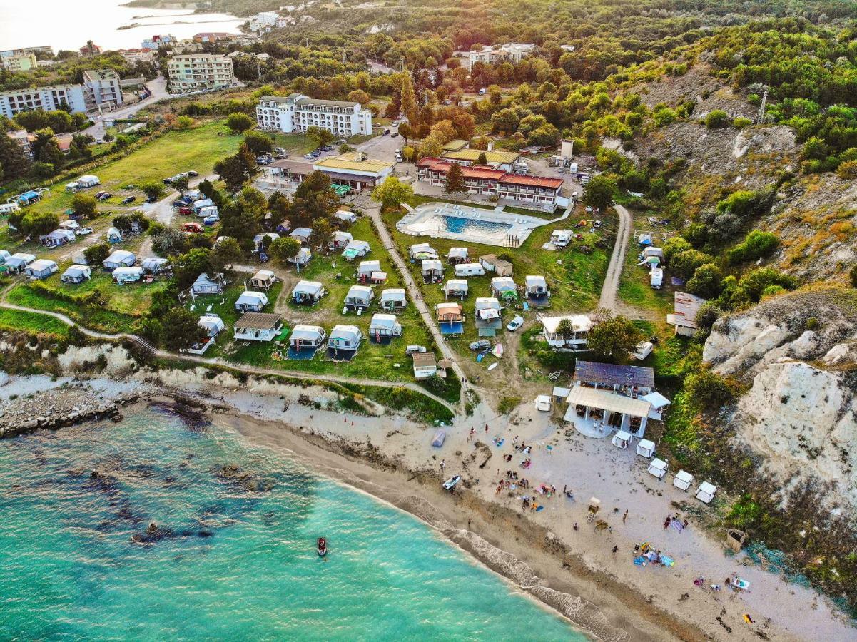 Camping Saint George Topola Exteriör bild